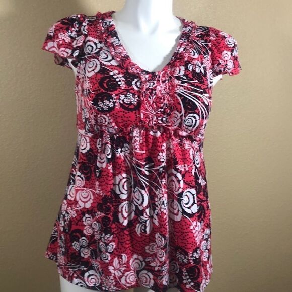 Liz Lange Tops - Liz Lange maternity pink black floral top